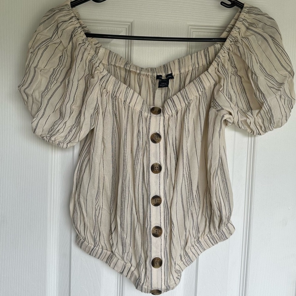 American Eagle Crop Top NEW